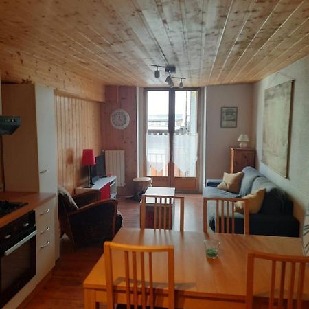 Le Cocon Apartment Bagneres-de-Luchon ภายนอก รูปภาพ